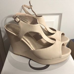 Women’s Wedge! Never worn!